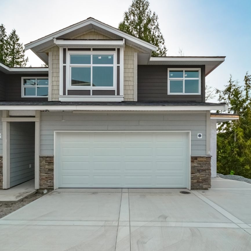 Garage approach image